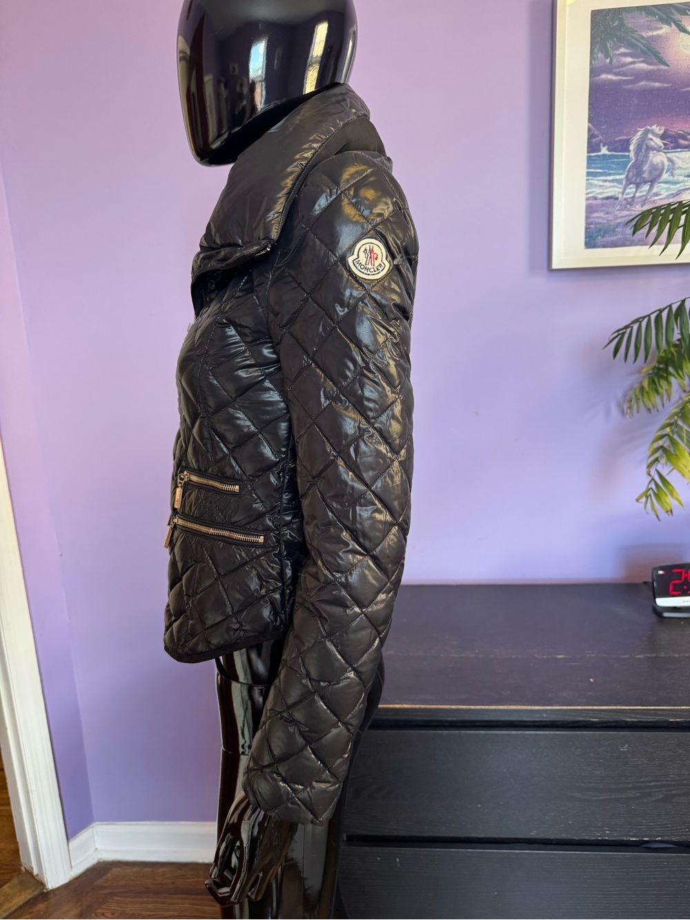 Moncler Black Quilted Diamond-Pattern Puffer Jacket with Gold Zips - Picture 5 of 16